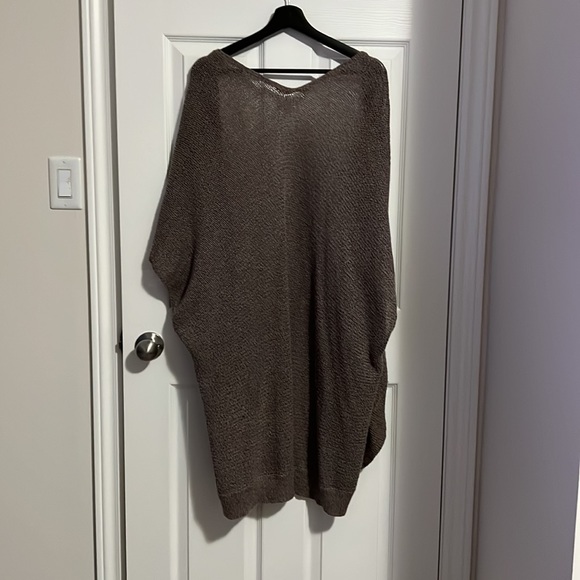 ARITZIA COMMUNITY SWEATER - Picture 6 of 6